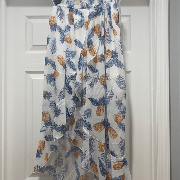 Cupshe pineapple print tiered ruffle beach skirt. - Picture 4 of 10